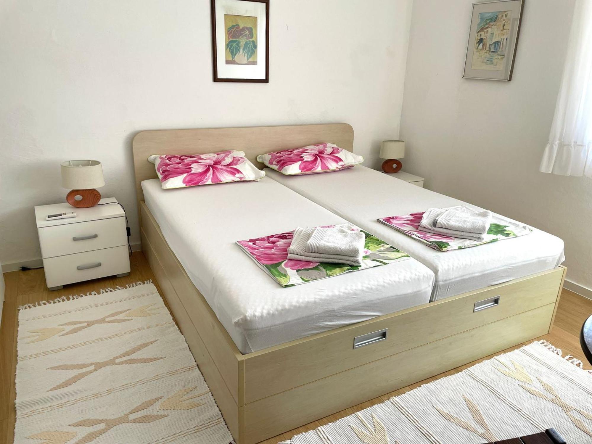 Vacation Villa Brac Сплитска Екстериор снимка