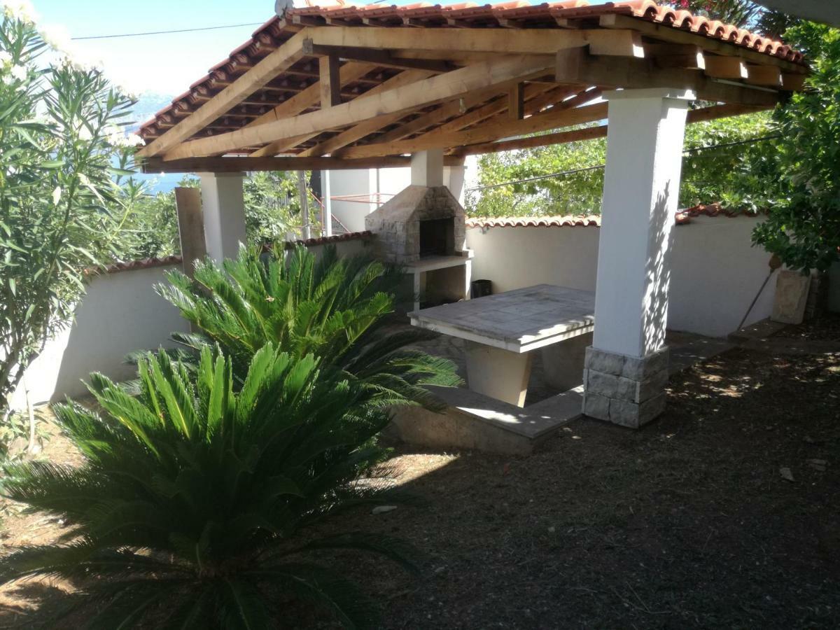 Vacation Villa Brac Сплитска Екстериор снимка